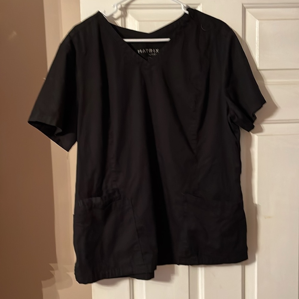 Matrix by Maeven XL scrub top black. Two available